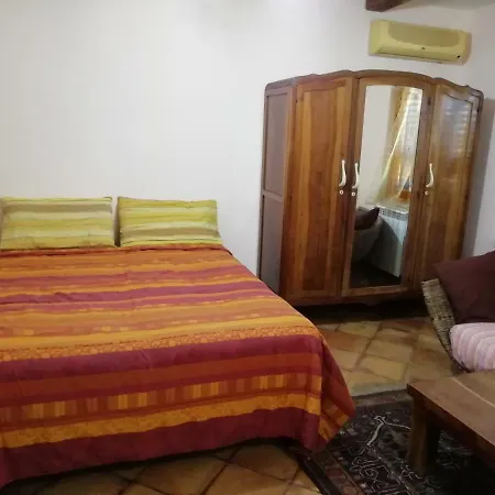 Regina Apartmán Itri